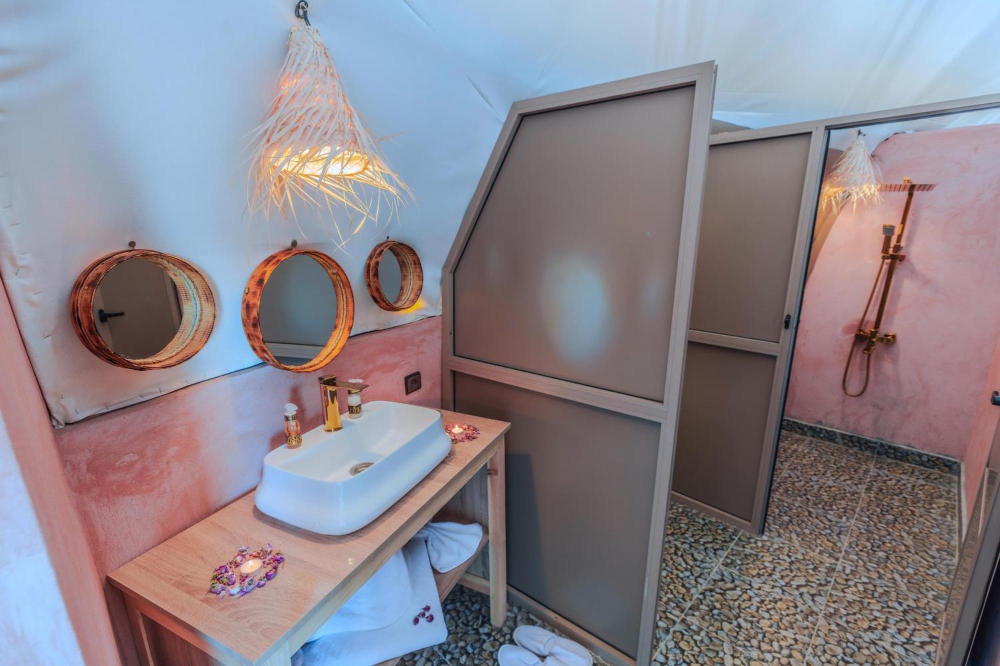 Luxury Camp Camelhouse Hotel เมอร์ซูกา ภายนอก รูปภาพ